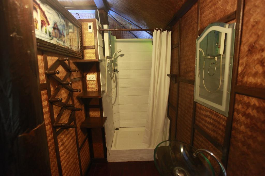 Banyen Villa Ban Ban San Sai Habitación foto